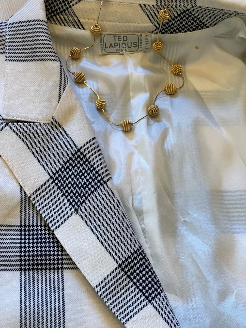 TED LAPIDUS VINTAGE CHECKED DOUBLE BREASTED NAVY & CREAM SUIT SET  SZ 10 /42